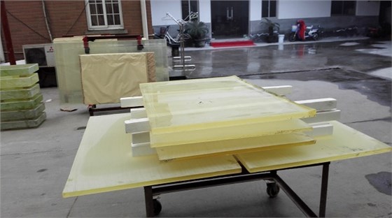 长沙铅玻璃的常规保养